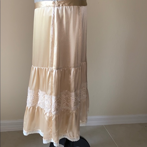 Banana Republic Silk Long Skirt - Picture 9 of 13